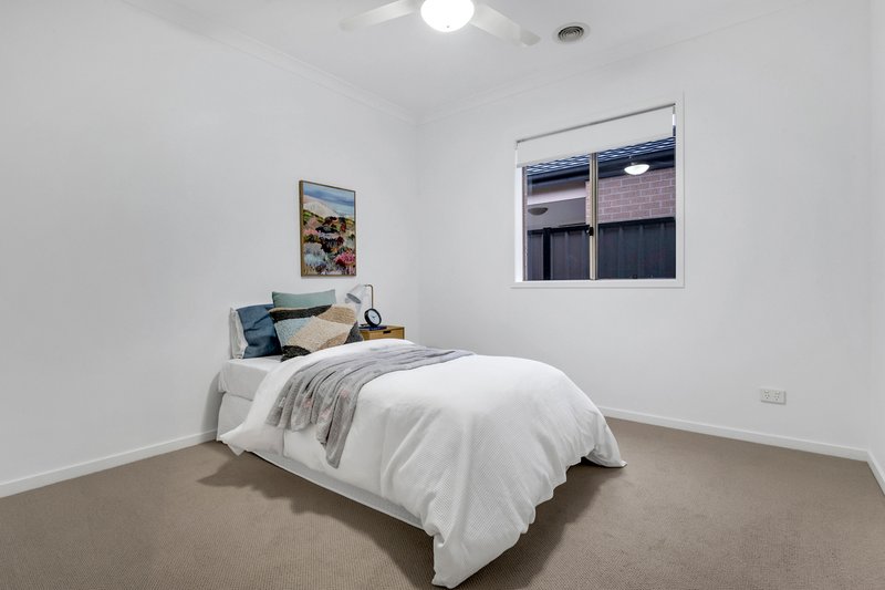 Photo - 40 Grevillea Street, Craigieburn VIC 3064 - Image 18