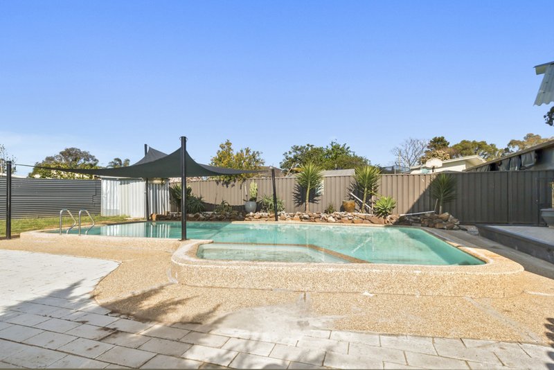 Photo - 40 Grove Street, Casula NSW 2170 - Image 11