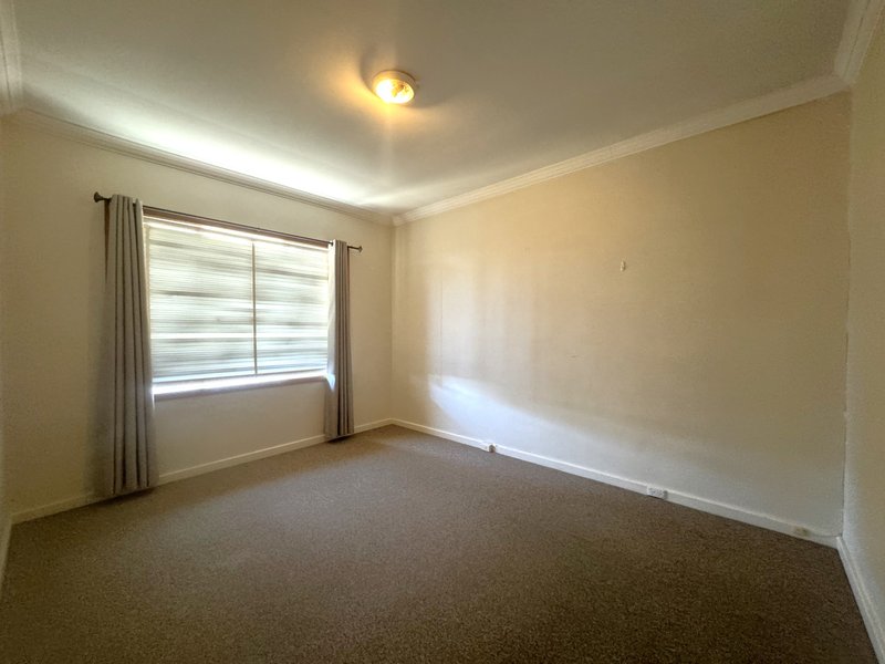 Photo - 40 Hancock Avenue, Campbelltown SA 5074 - Image 8