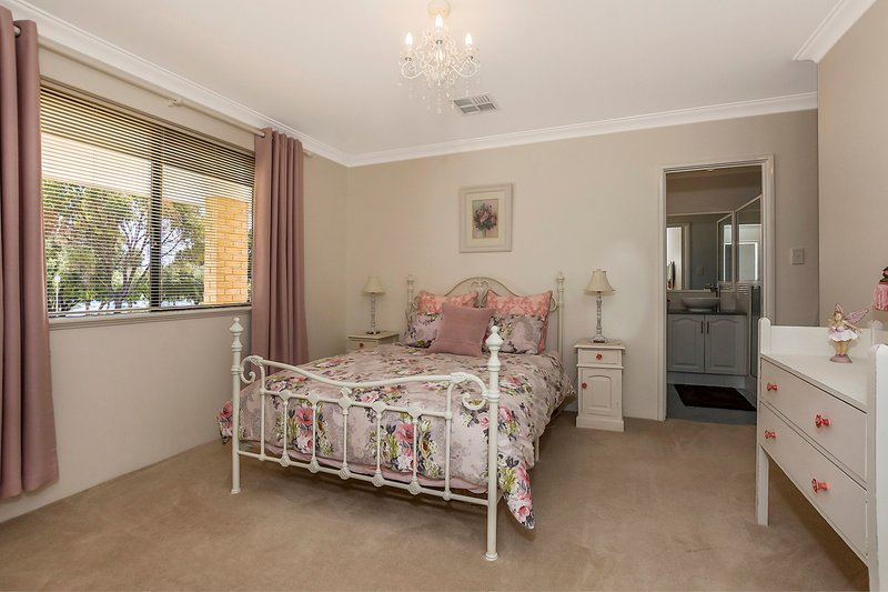 Photo - 40 Harmony Parade, Singleton WA 6175 - Image 12