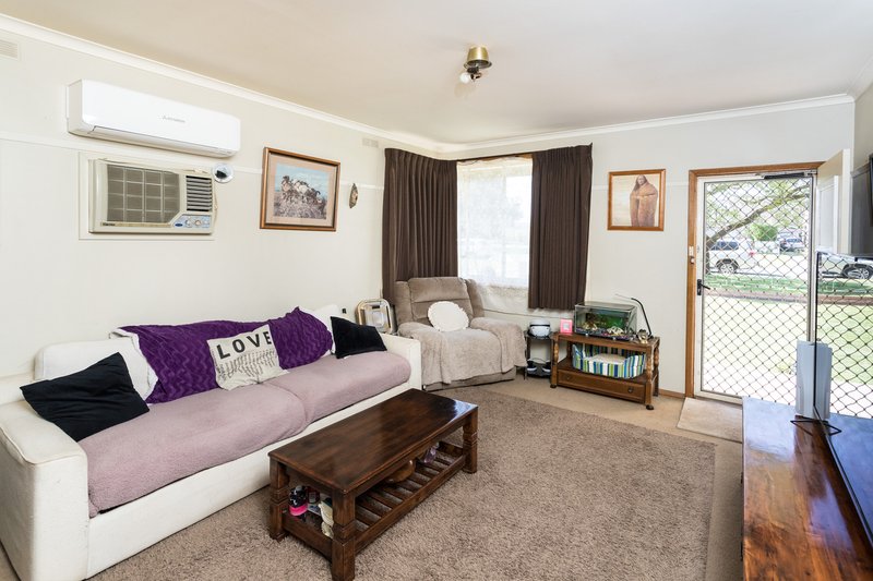 Photo - 40 Hastie Street, Tatura VIC 3616 - Image 2