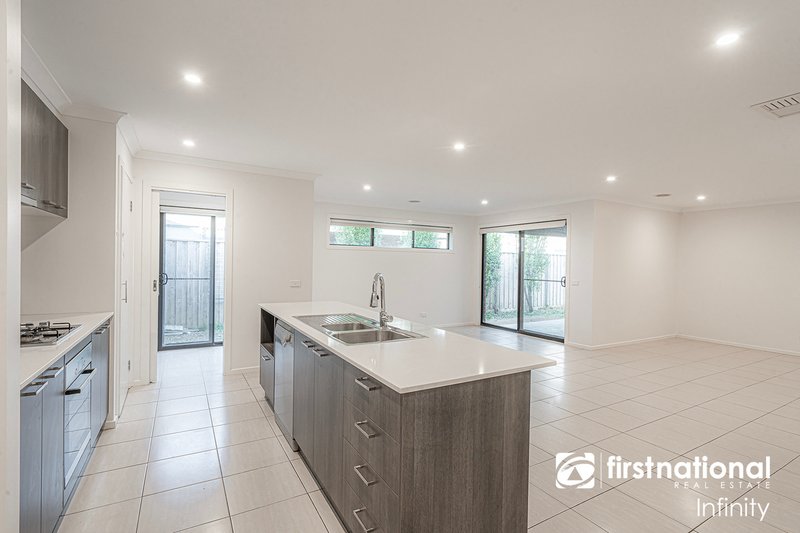 40 Heathcote Grove, Officer VIC 3809