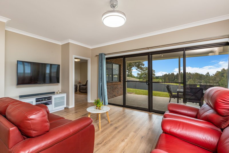 Photo - 40 Henning Road, Raymond Terrace NSW 2324 - Image 3