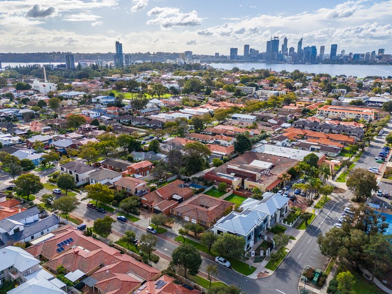 Photo - 40 Hensman Street, South Perth WA 6151 - Image 7