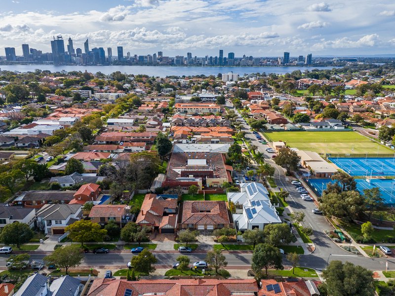 Photo - 40 Hensman Street, South Perth WA 6151 - Image 9