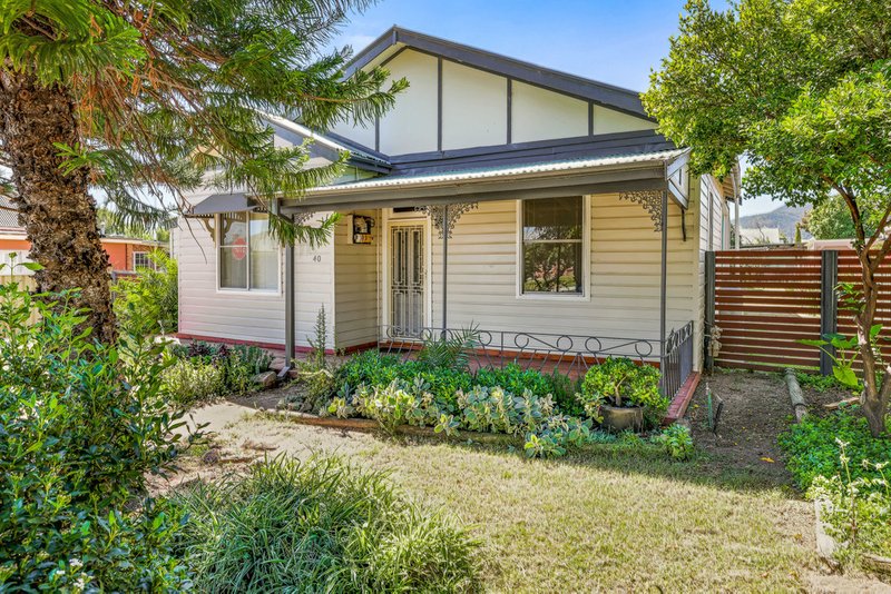 Photo - 40 Hercules Street, Tamworth NSW 2340 - Image 2