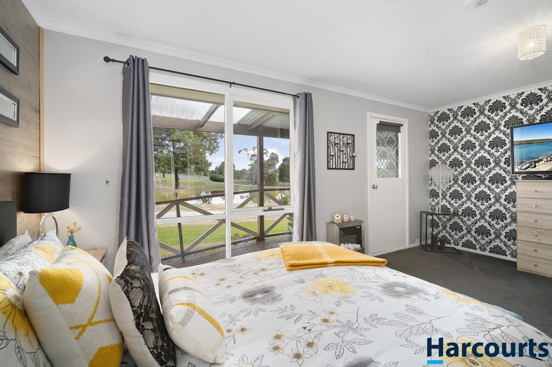 Photo - 40 Hillcrest Road, Smythesdale VIC 3351 - Image 11