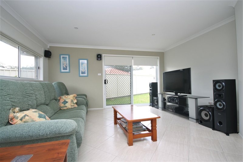 Photo - 40 Hogbin Crescent, Sanctuary Point NSW 2540 - Image 4