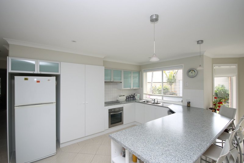 Photo - 40 Hogbin Crescent, Sanctuary Point NSW 2540 - Image 7