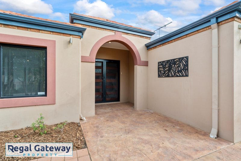 Photo - 40 Honeyeater Street, Beeliar WA 6164 - Image 2