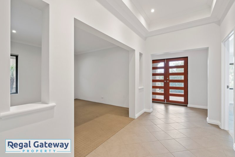 Photo - 40 Honeyeater Street, Beeliar WA 6164 - Image 5