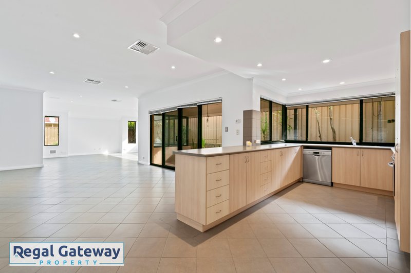 Photo - 40 Honeyeater Street, Beeliar WA 6164 - Image 9