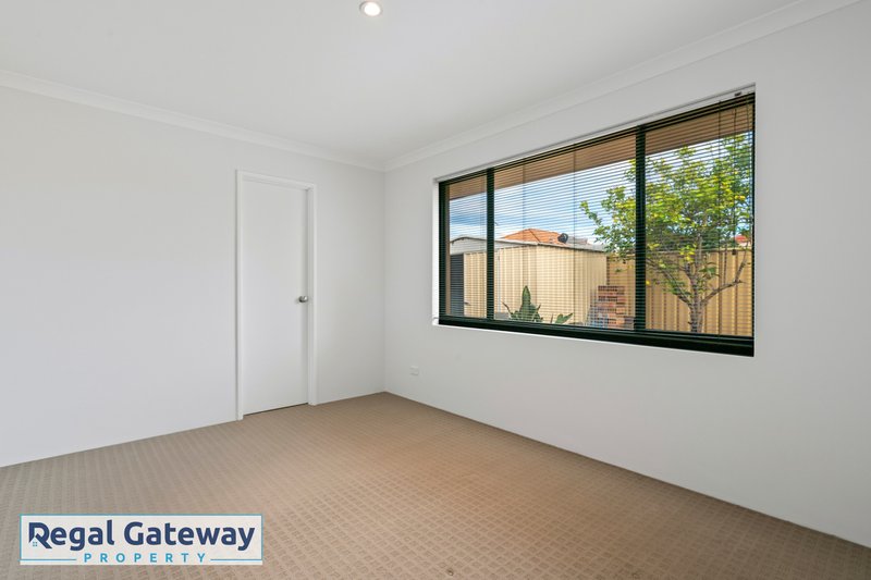 Photo - 40 Honeyeater Street, Beeliar WA 6164 - Image 16