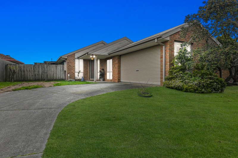 40 Hoysted Avenue, Cranbourne North VIC 3977