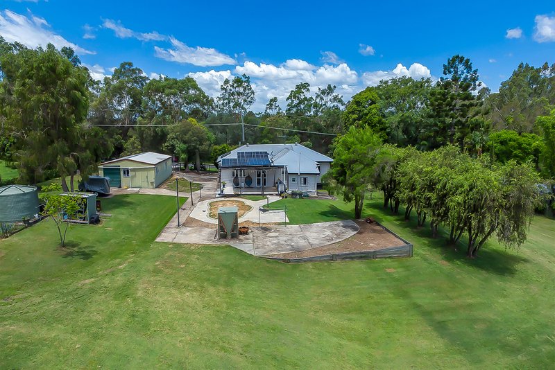 Photo - 40 Hubner Road, Park Ridge QLD 4125 - Image 4