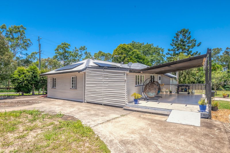 Photo - 40 Hubner Road, Park Ridge QLD 4125 - Image 15