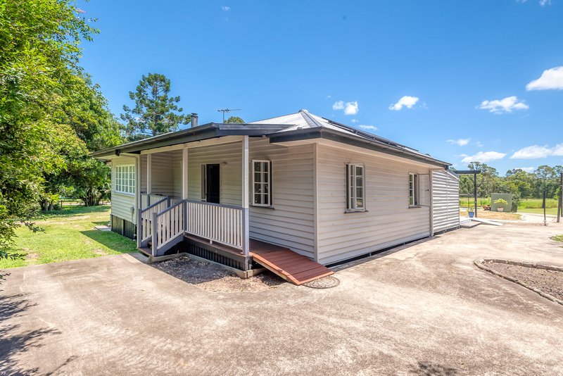 Photo - 40 Hubner Road, Park Ridge QLD 4125 - Image 23