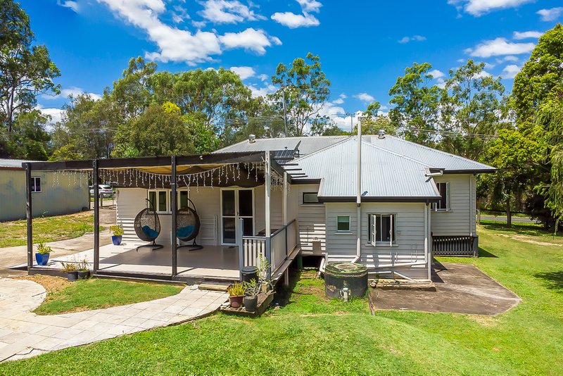 Photo - 40 Hubner Road, Park Ridge QLD 4125 - Image 27