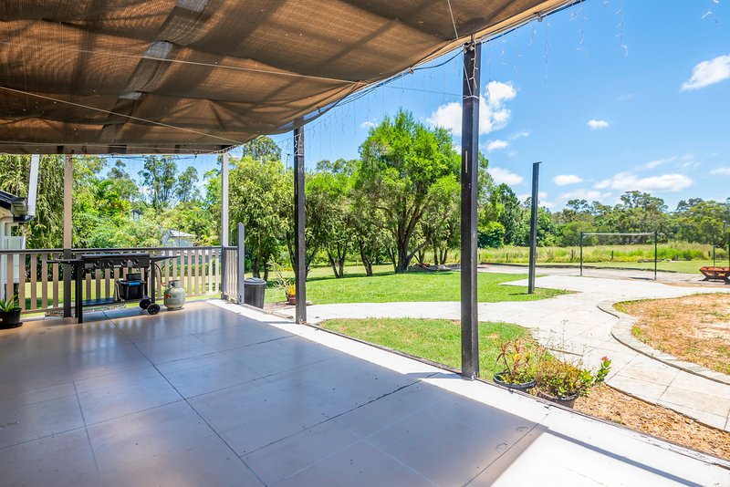 Photo - 40 Hubner Road, Park Ridge QLD 4125 - Image 30