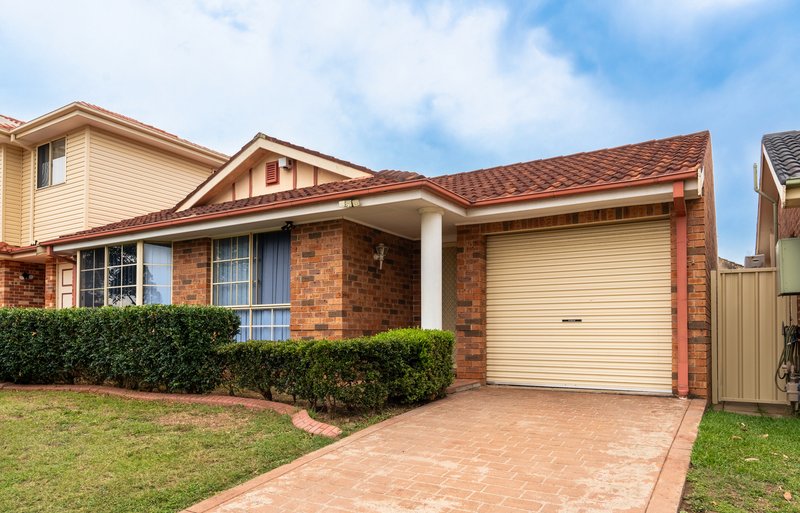 40 Hyacinth Avenue, Macquarie Fields NSW 2564