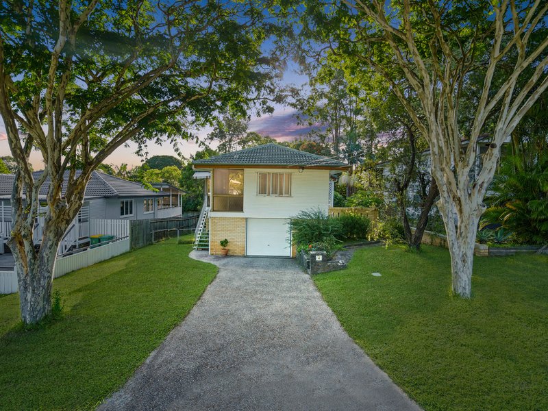 40 Illawarra Street, Everton Hills QLD 4053