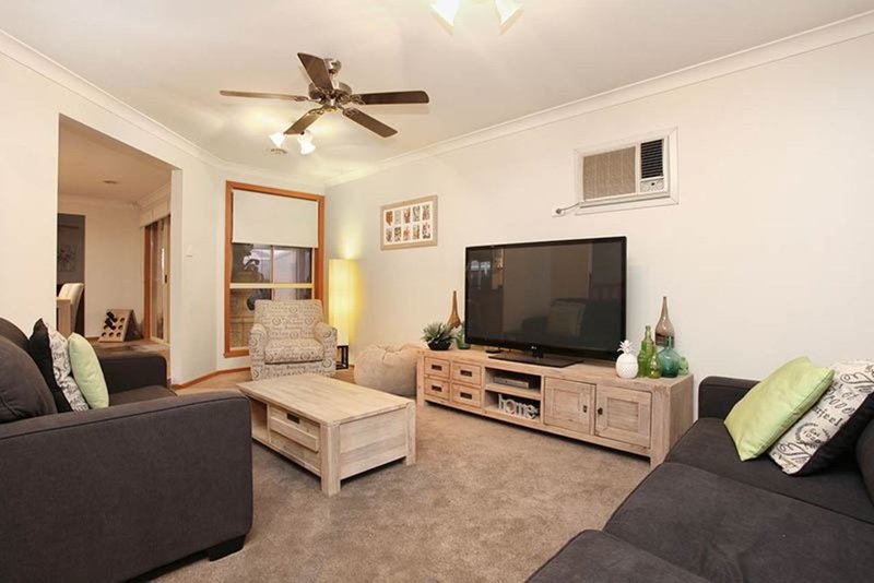 Photo - 40 Ironbark Drive, Hoppers Crossing VIC 3029 - Image 6