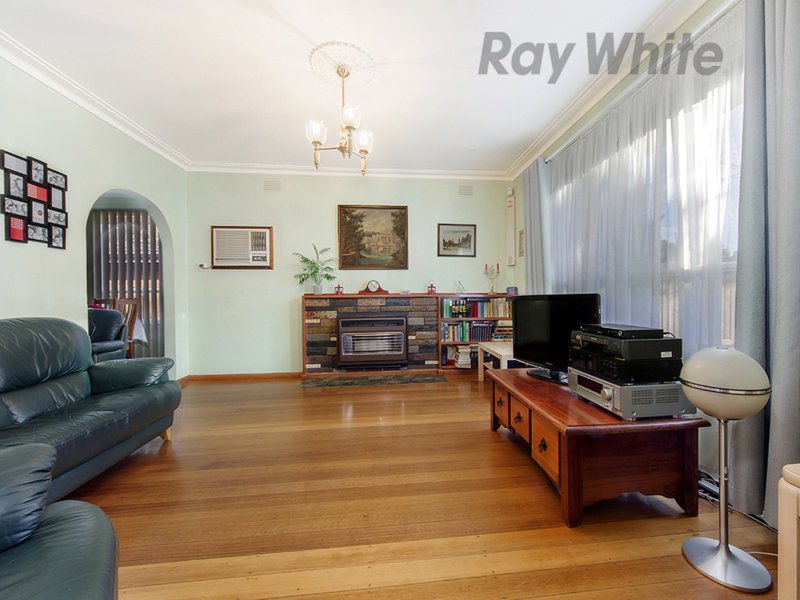 Photo - 40 Jamieson Street, St Albans VIC 3021 - Image 2