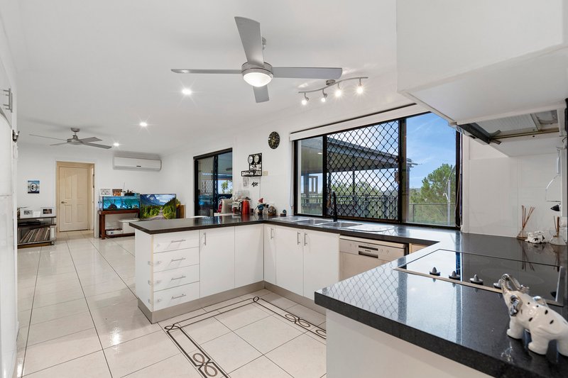 Photo - 40 Jasmine Crescent, Shailer Park QLD 4128 - Image 9