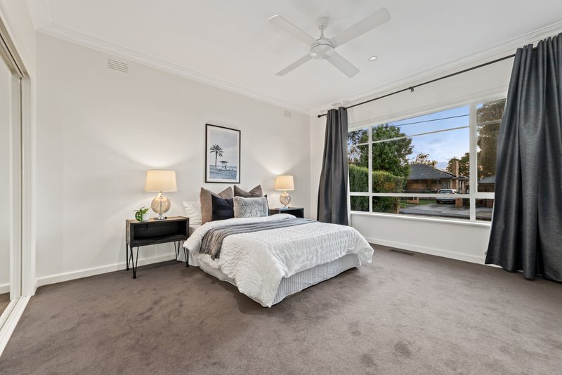 Photo - 40 Jenner Street, Blackburn South VIC 3130 - Image 11