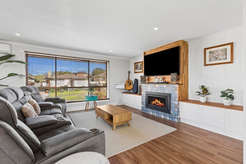 Photo - 40 Kansas Avenue, Bell Post Hill VIC 3215 - Image 3