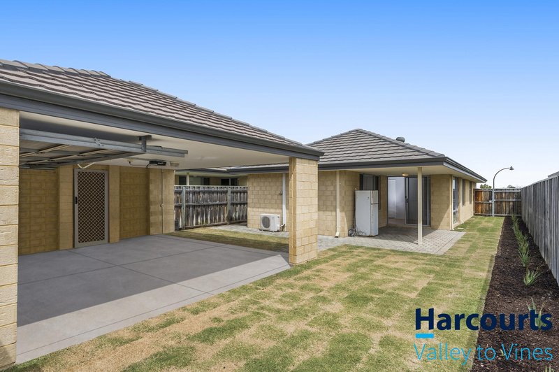 Photo - 40 Karakin Terrace, Ellenbrook WA 6069 - Image 20