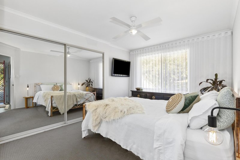 Photo - 40 Karoola Crescent, Surfside NSW 2536 - Image 9