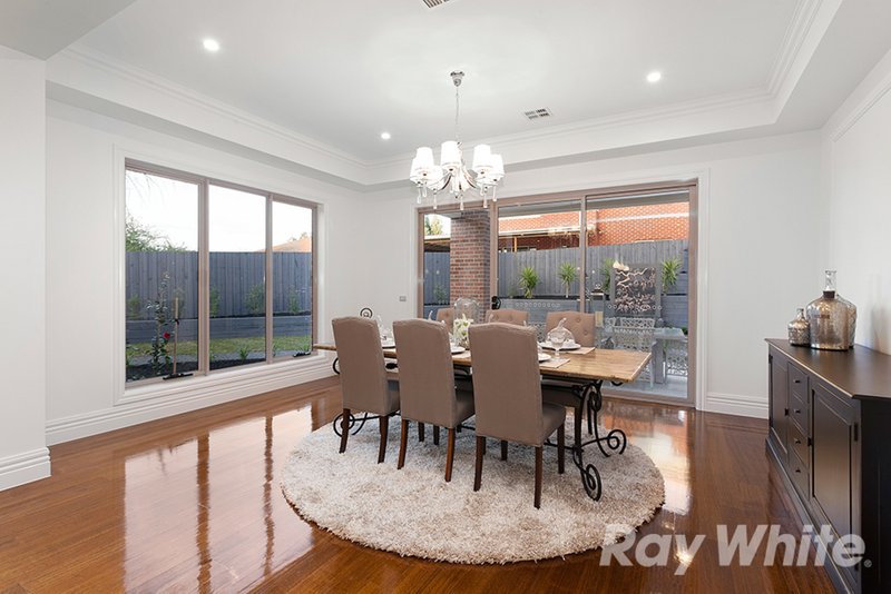 Photo - 40 Kerrie Road, Glen Waverley VIC 3150 - Image 5