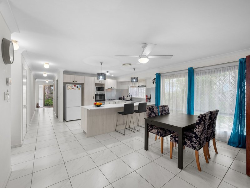 Photo - 40 Kidston Crescent, Warner QLD 4500 - Image 4