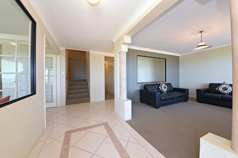 Photo - 40 Kinsale Drive, Mindarie WA 6030 - Image 5