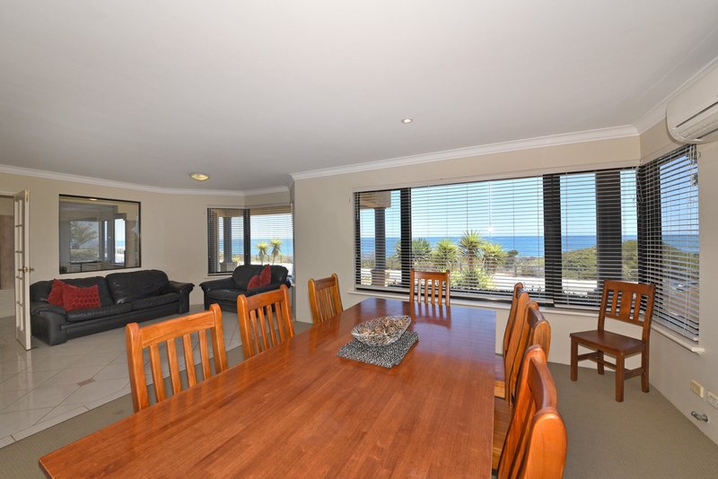 Photo - 40 Kinsale Drive, Mindarie WA 6030 - Image 9