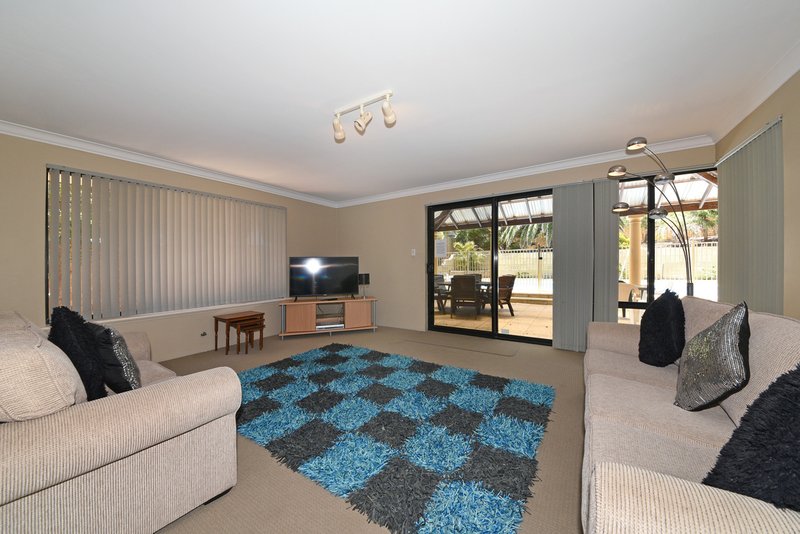 Photo - 40 Kinsale Drive, Mindarie WA 6030 - Image 13