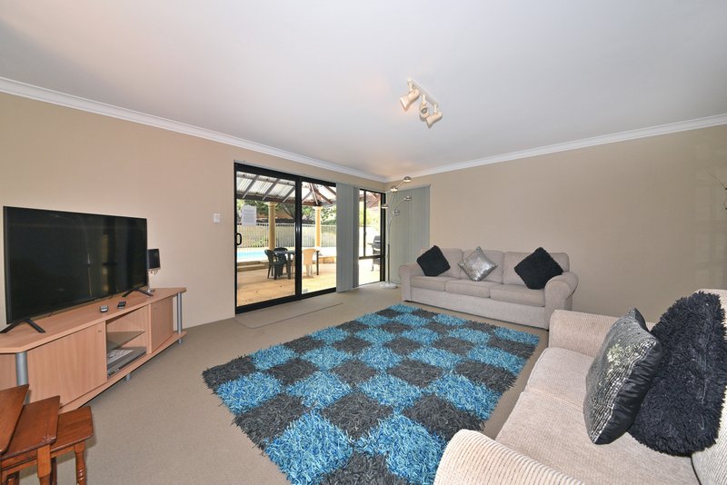 Photo - 40 Kinsale Drive, Mindarie WA 6030 - Image 14