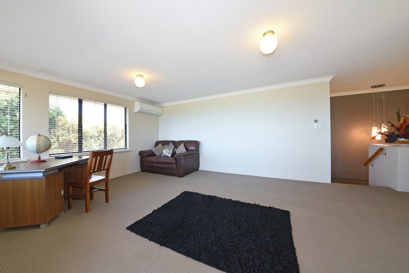 Photo - 40 Kinsale Drive, Mindarie WA 6030 - Image 22