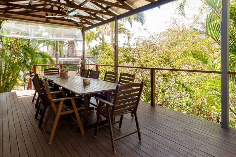 Photo - 40 Langdon Street, Tannum Sands QLD 4680 - Image 3