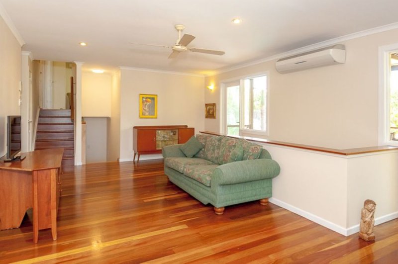 Photo - 40 Langdon Street, Tannum Sands QLD 4680 - Image 4