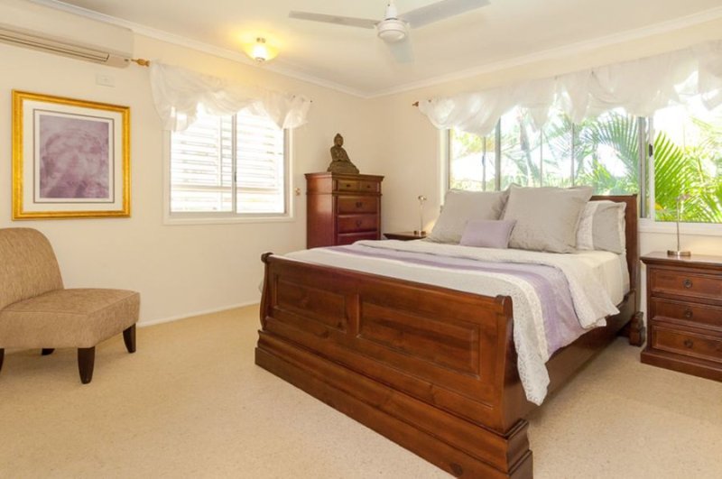 Photo - 40 Langdon Street, Tannum Sands QLD 4680 - Image 8