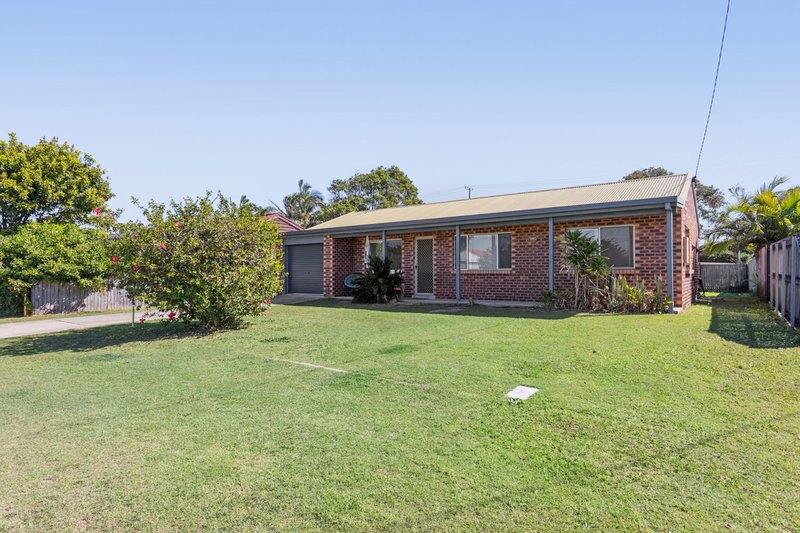 Photo - 40 Lapoinya Crescent , Warana QLD 4575 - Image 8