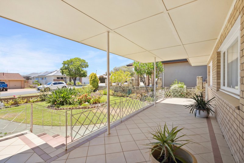 Photo - 40 Lawley Street, Tuart Hill WA 6060 - Image 3