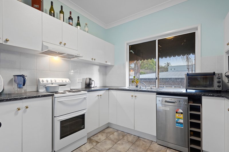 Photo - 40 Lily Street, Mitchelton QLD 4053 - Image 10