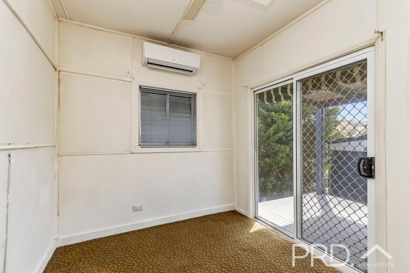 Photo - 40 Lockhart Street, Adelong NSW 2729 - Image 6