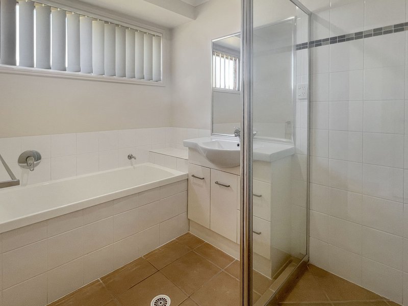 Photo - 40 Lockyer Place, Crestmead QLD 4132 - Image 21