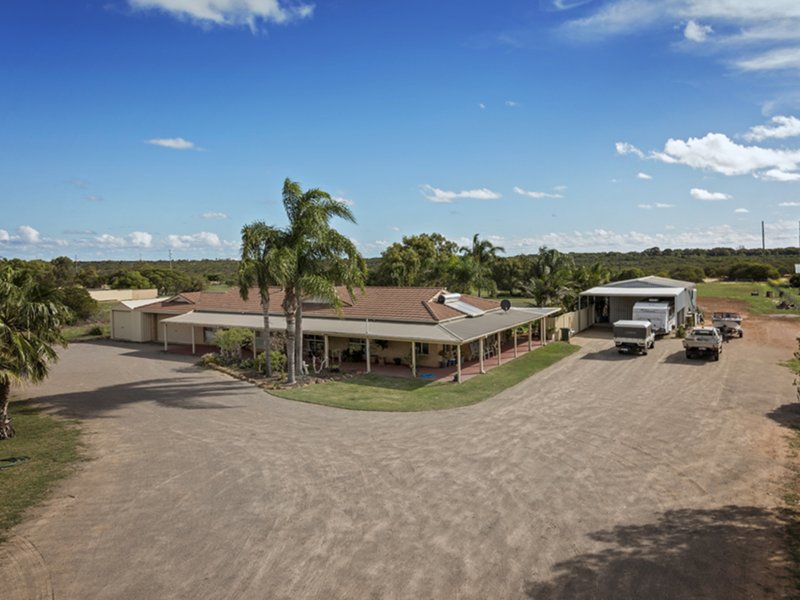 Photo - 40 Longva Road, Moresby WA 6530 - Image 3