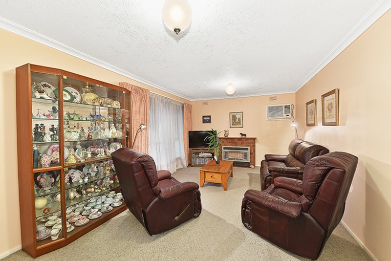 Photo - 40 Lowson Street, Fawkner VIC 3060 - Image 5