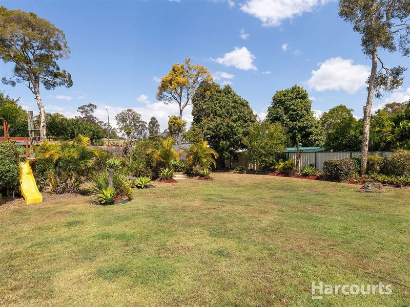 Photo - 40 Macquarie Dr , Petrie QLD 4502 - Image 16